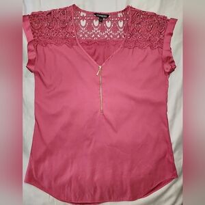 Women Express Pink Satin Blouse Yoke Cap Sleeve Zipper Size Medium